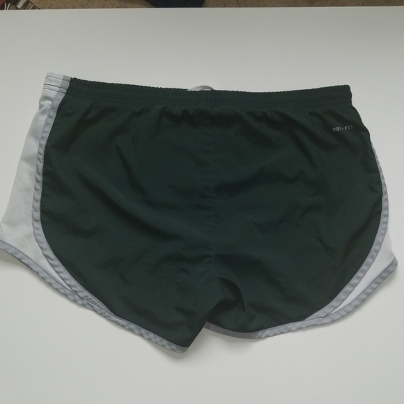 Nike Shorts - Picture 2 of 6